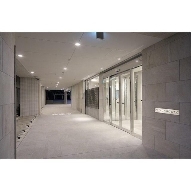 リバーレ浅草ウエストのロビー