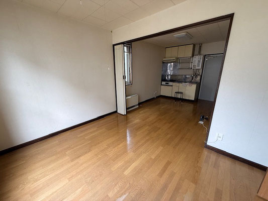 網走市向陽ヶ丘３丁目１０　共同住宅の洋室