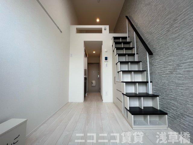 パークレジデンス久我山駅前の居間・リビング