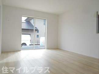 【居間・リビング】 | 郡山市城清水新築一戸建て2棟 | ゆったりとした居間です