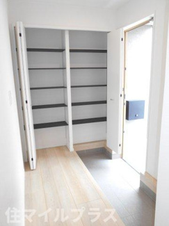 【玄関】 | 郡山市城清水新築一戸建て2棟 | きれいな玄関です