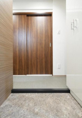 【玄関】 | ラフィスタ元町Ⅰ