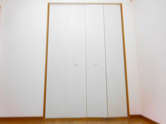 ウエストハイツトニワンの収納