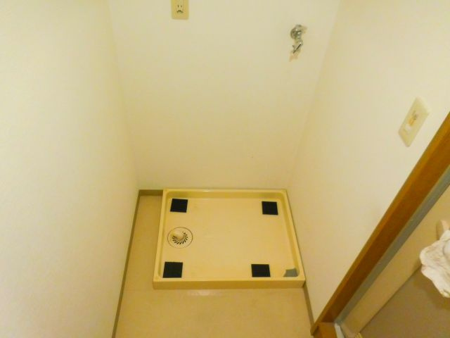 ウエストハイツトニワンの洗面所