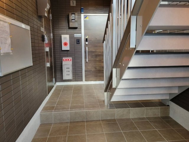 イーストラインⅡのロビー