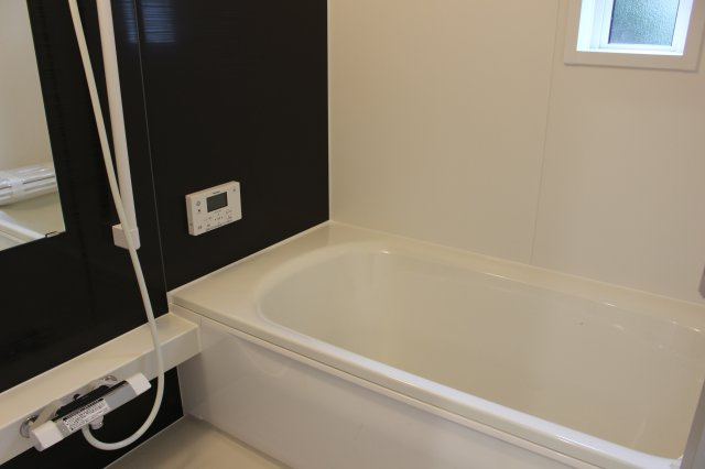 北九州市小倉南区長行東　第１の浴室