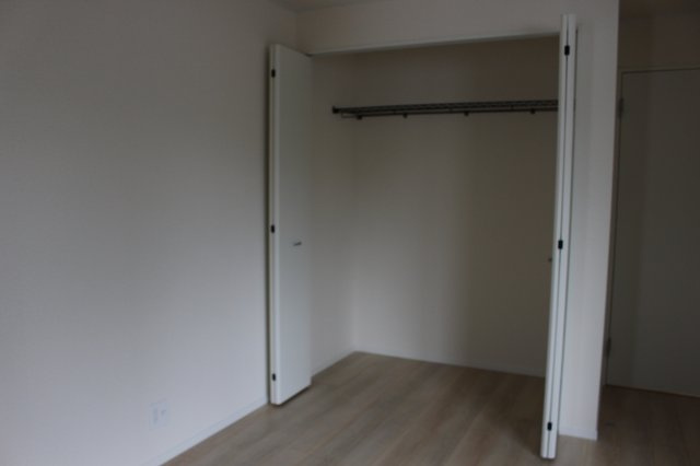 北九州市小倉南区長行東　第１の洋室