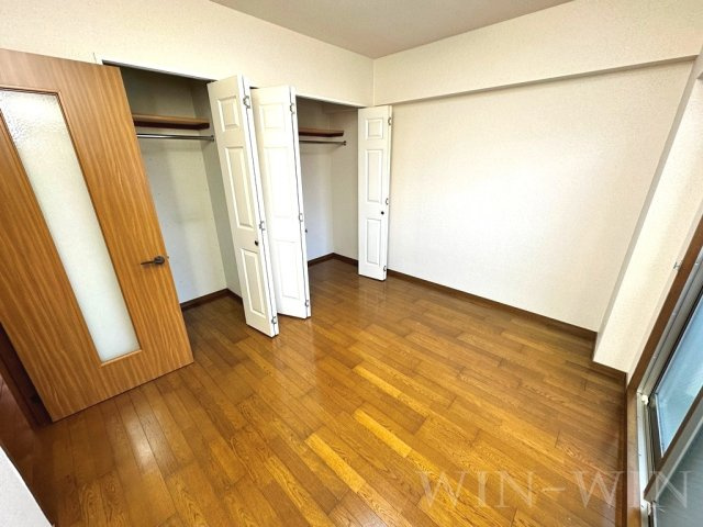 ピエール・ノーヴァの洋室