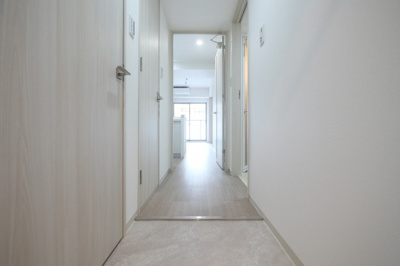 【玄関】 | STANDZ新大阪 | シンプルで使いやすい玄関です