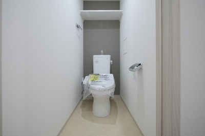 【トイレ】 | STANDZ新大阪 | シンプルで使いやすいトイレです