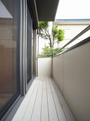 【バルコニー】 | レジデンス・ノヴァＢ | 日当たり良好！お洗濯物がたくさん干せます♪