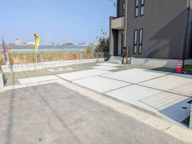 大川市大字三丸の新築一戸建の駐車場