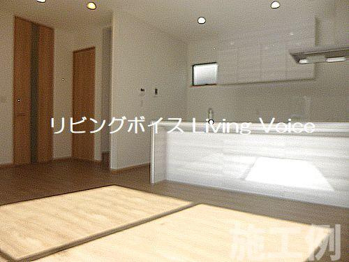 【居間・リビング】 | 【仲介手数料０円】小田原市東町5丁目　新築一戸建て | 小田原市東町5丁目　新築一戸建て