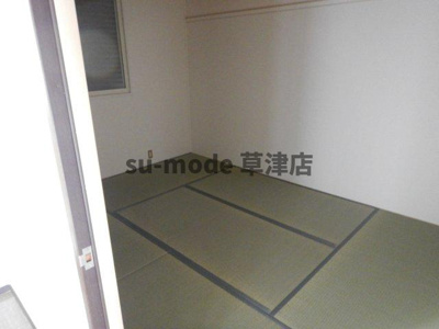 【和室】 | ハイツ大沢 | 落ち着いた雰囲気の和室付きです