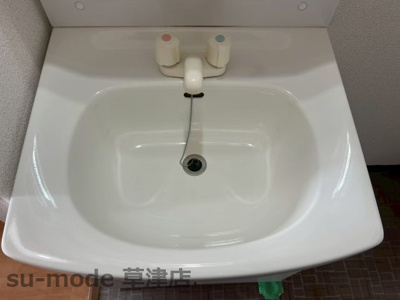 【洗面所】 | ハイツ大沢 | コンパクトで使いやすい洗面所