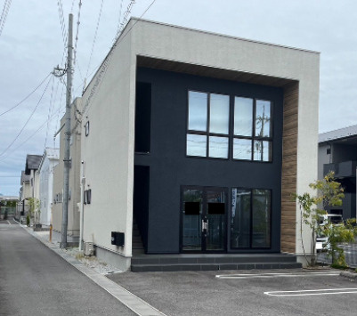 守山市下之郷３丁目の店舗事務所