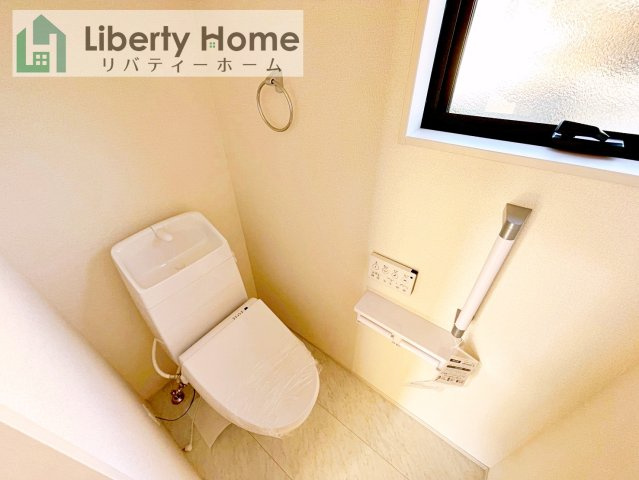 小美玉市清風台団地5期　新築戸建のトイレ