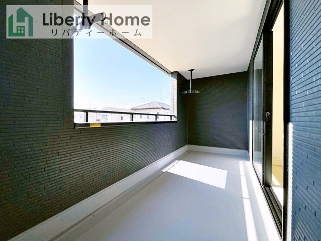 小美玉市清風台団地5期　新築戸建のバルコニー