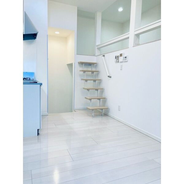 メゾン シュシュの居間・リビング