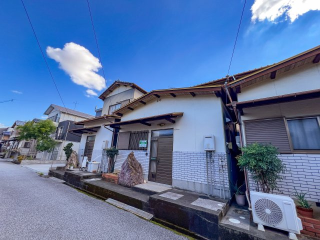 江陽町貸家の外観