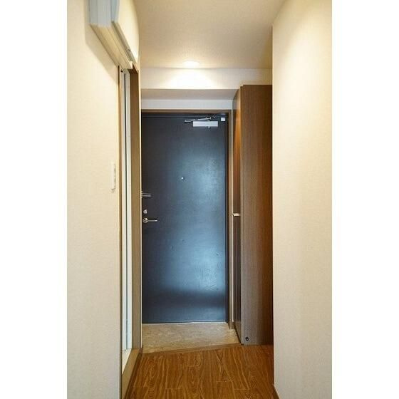 アムス志村の玄関