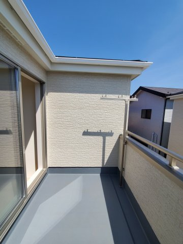 三郷市　戸ケ崎3丁目　新築戸建　全10棟のバルコニー|広々としたバルコニーです