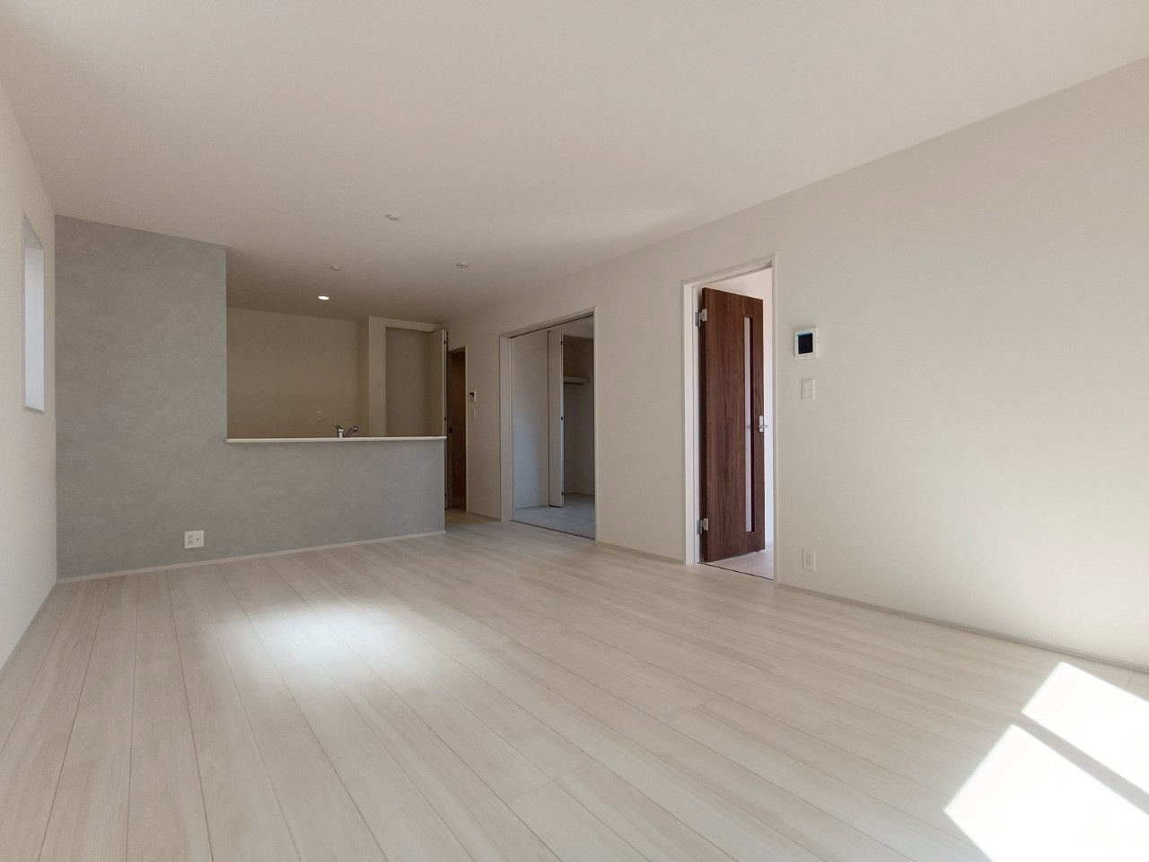 三郷市　戸ケ崎3丁目　新築戸建　全10棟の居間・リビング|施工例です