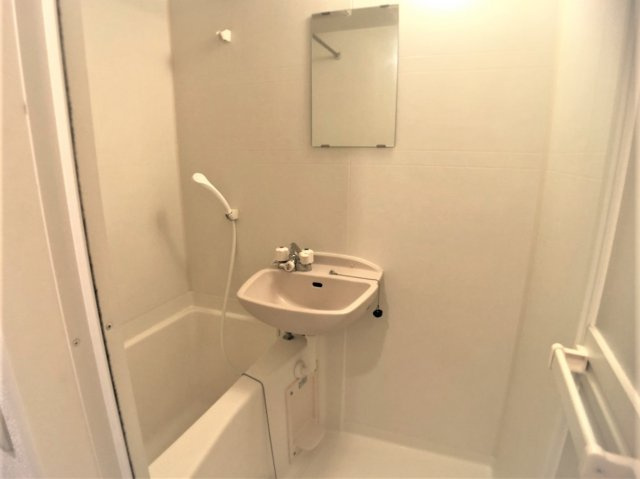 【洗面所】 | 設備・仕様は号室により異なる為、現状を優先する。