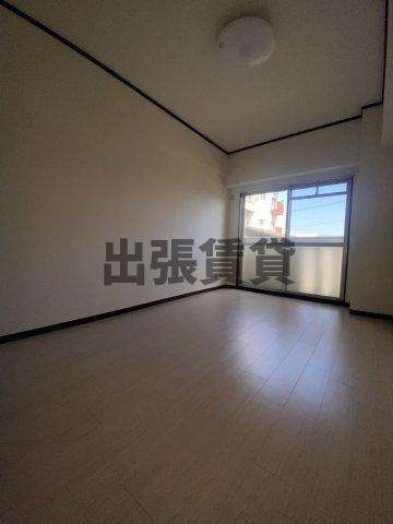 仲介手数料0円！！エクセル弁天の居間・リビング