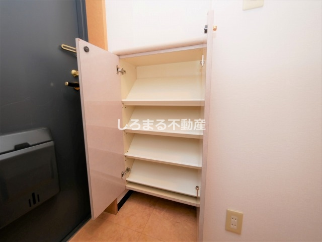 レジディア天神橋の収納