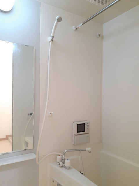 ドミトリーハウス湘南の浴室|バス