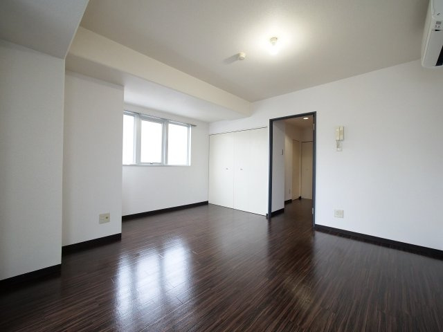 セシルタワーの収納|※写真は別の部屋のものです。