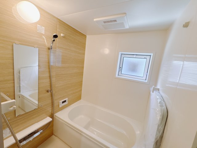 宇都宮市六道町 2期 全3棟のキッチン|〇食洗器〇
食洗器は手洗いよりも衛生的かつ手洗いよりも節水でき、手荒れも軽減されるのも嬉しいですね！			
※2026年2月撮影