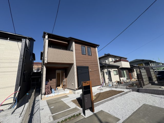 宇都宮市六道町 2期 全3棟の間取り|〇1号棟〇
3（4）LDK+パントリー+2WIC
ライフステージに応じて間取りを変更できるフレキシブルプランです！