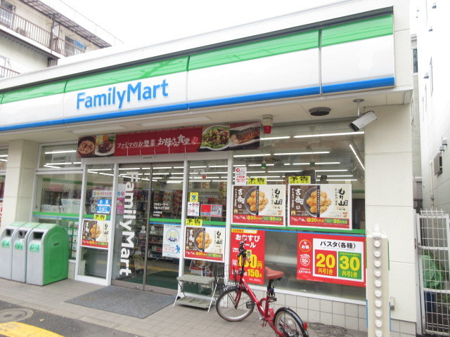 ビオトープのその他|ファミリーマート千駄木五丁目店