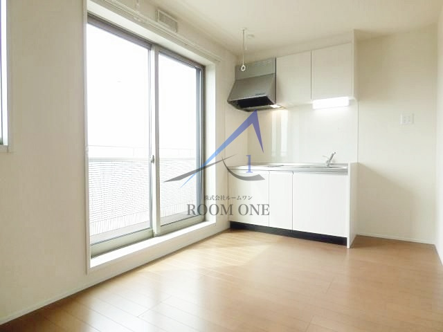 Pino Village（ピノヴィラージュ）の居間・リビング|洋室のお部屋です。