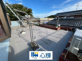 【バルコニー】 | 宇部市岬町三丁目中古住宅／2階建（1F居宅・2F事務所）