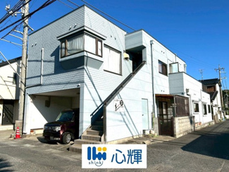 【外観】 | 宇部市岬町三丁目中古住宅／2階建（1F居宅・2F事務所） | 明るい日差しが差し込む現地。ぜひ現地をご覧ください。
