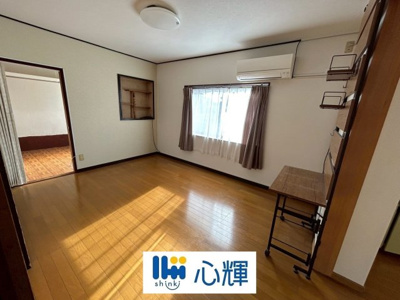 【洋室】 | 宇部市岬町三丁目中古住宅／2階建（1F居宅・2F事務所）