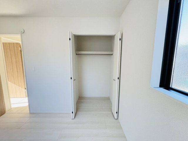 松戸市上矢切新築戸建【南部小学校：10分】の収納|5.25帖洋室収納