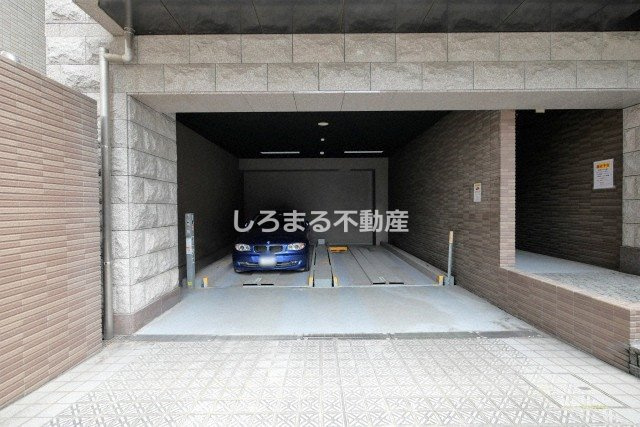 アーデン西天満のエントランス