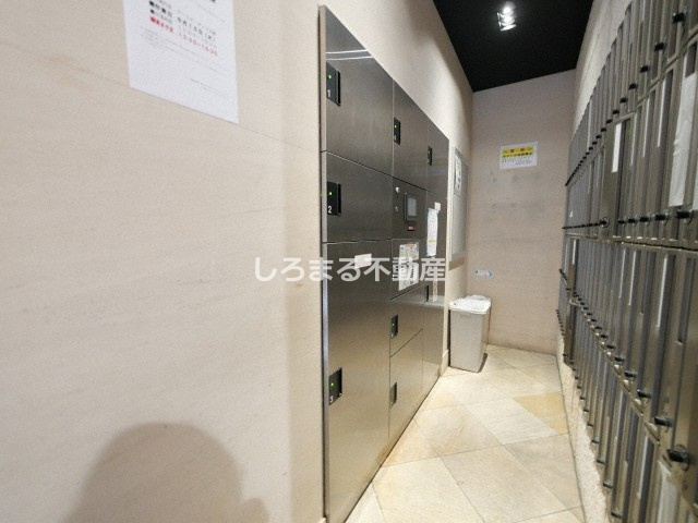 アーデン西天満のロビー