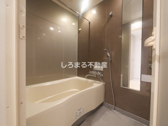 アーデン西天満の浴室