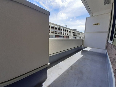 【バルコニー】 | ライマ・ベルフルーブ | バルコニー付きです