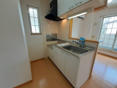 【キッチン】 | ライマ・ベルフルーブ | コンパクトなキッチンで掃除もラクラク