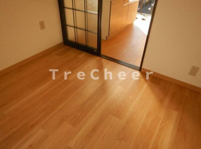 【内装】 | ステータス六の坂