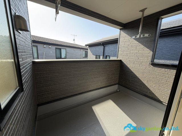 秦野市南矢名第18　新築戸建　全1棟1号棟のバルコニー