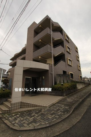 グローリーヒルズ２のエントランス