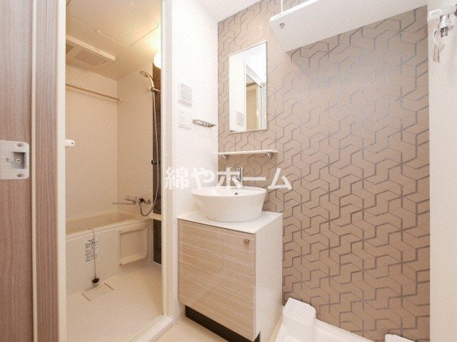 エスリード難波THE FIRSTの独立洗面台|独立洗面化粧台が付いています