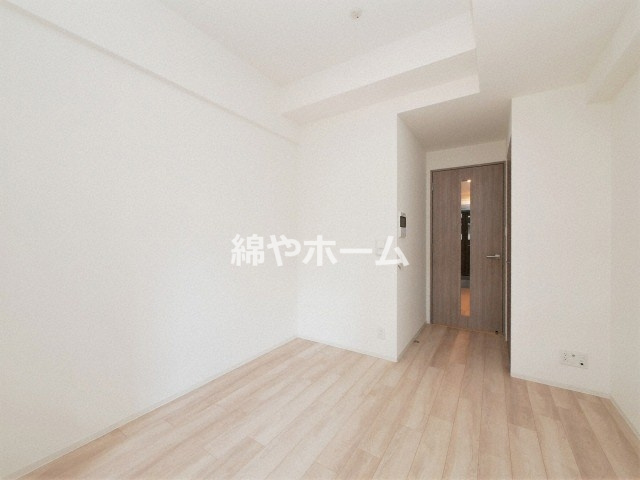 エスリード難波THE FIRSTの洋室|コンパクトで使いやすい洋室です